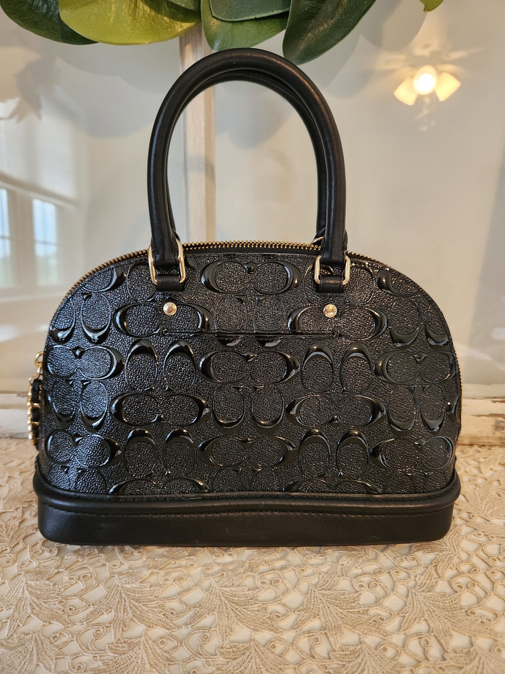 Coach Black Signature Dome Satchel F27597 LIKE NEW - Picture 6 of 10